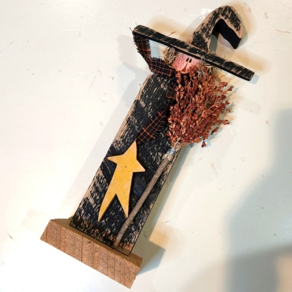NEW! HANDMADE HALLOWEEN WOODEN WITCH FARMHOUSE PRIMITIVE 15"×6.5" - Picture 5 of 7